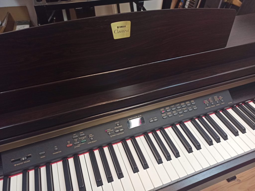 Yamaha CLP-230 GH3