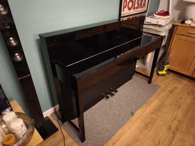 Yamaha Clavinova CLP - s308
